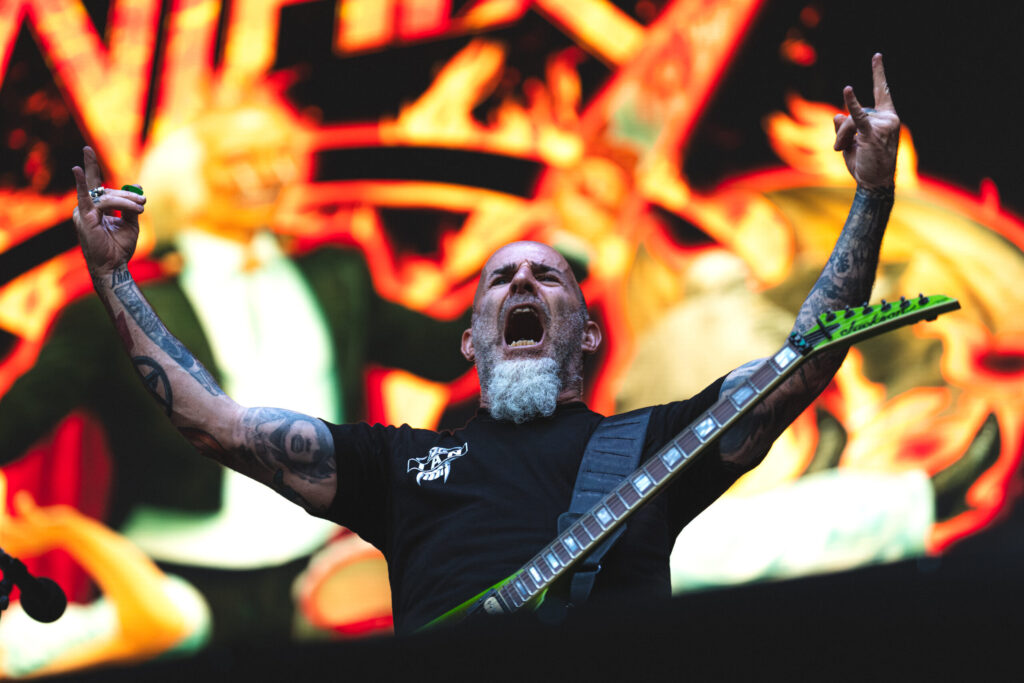 IRON MAIDEN