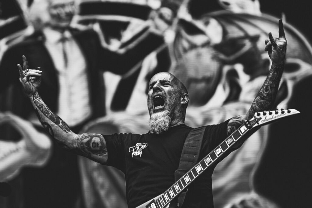 IRON MAIDEN