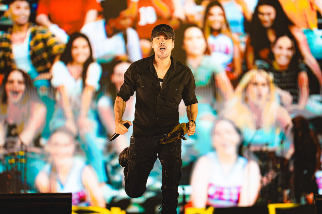 ENRIQUE IGLESIAS