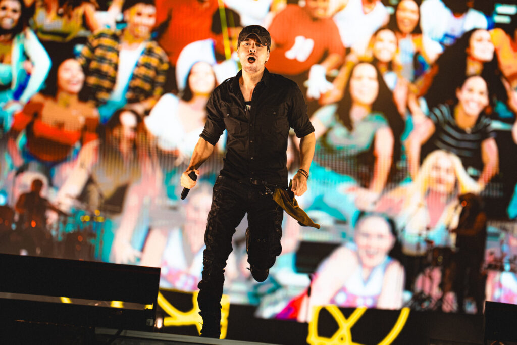 ENRIQUE IGLESIAS