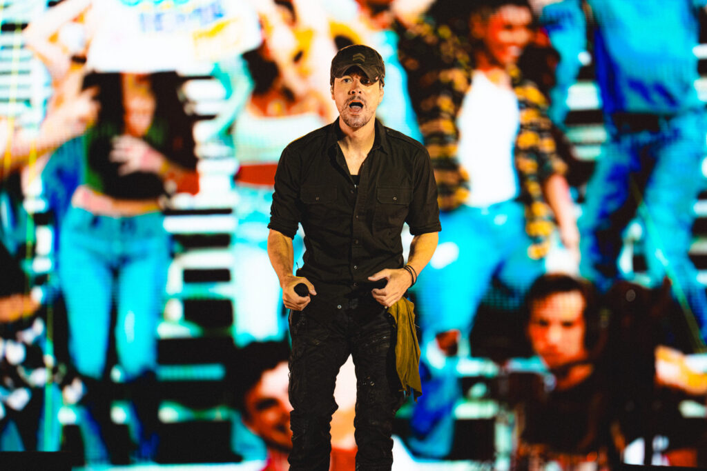 ENRIQUE IGLESIAS