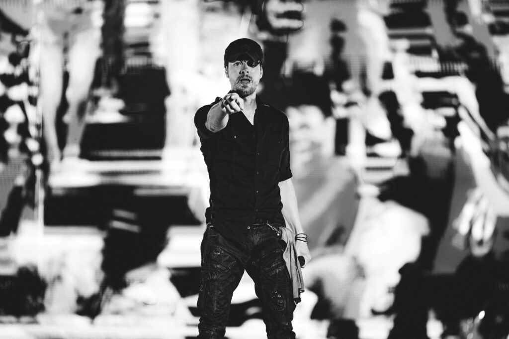 ENRIQUE IGLESIAS